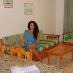 Tisalaya Apartment *