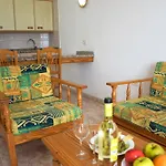 Tisalaya Apartment *